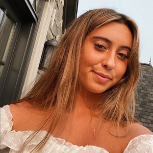 Meet your Posher, Paige